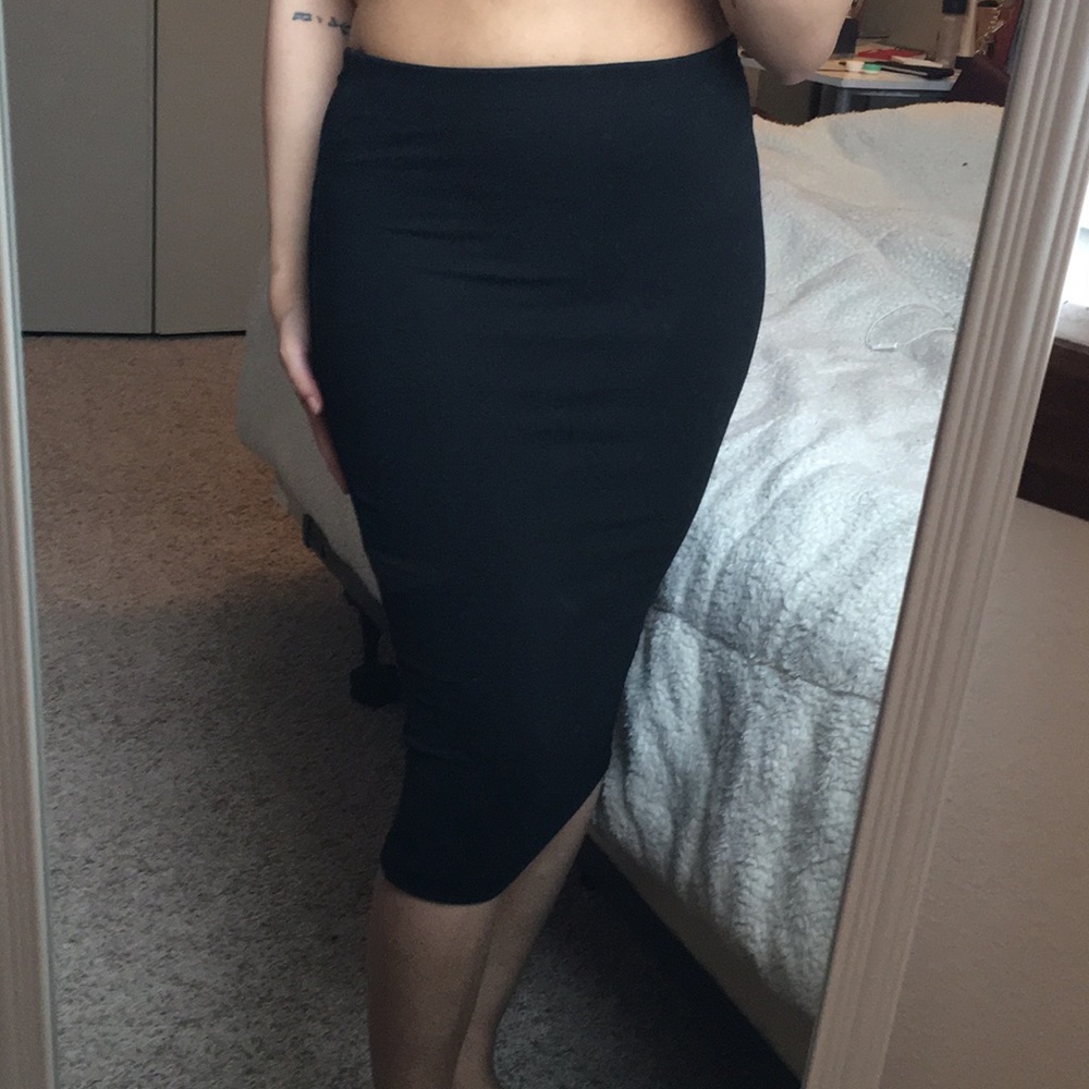 H&M basic midi skirt